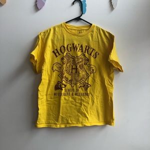 Harry Potter Hogwarts tee shirt L EUC